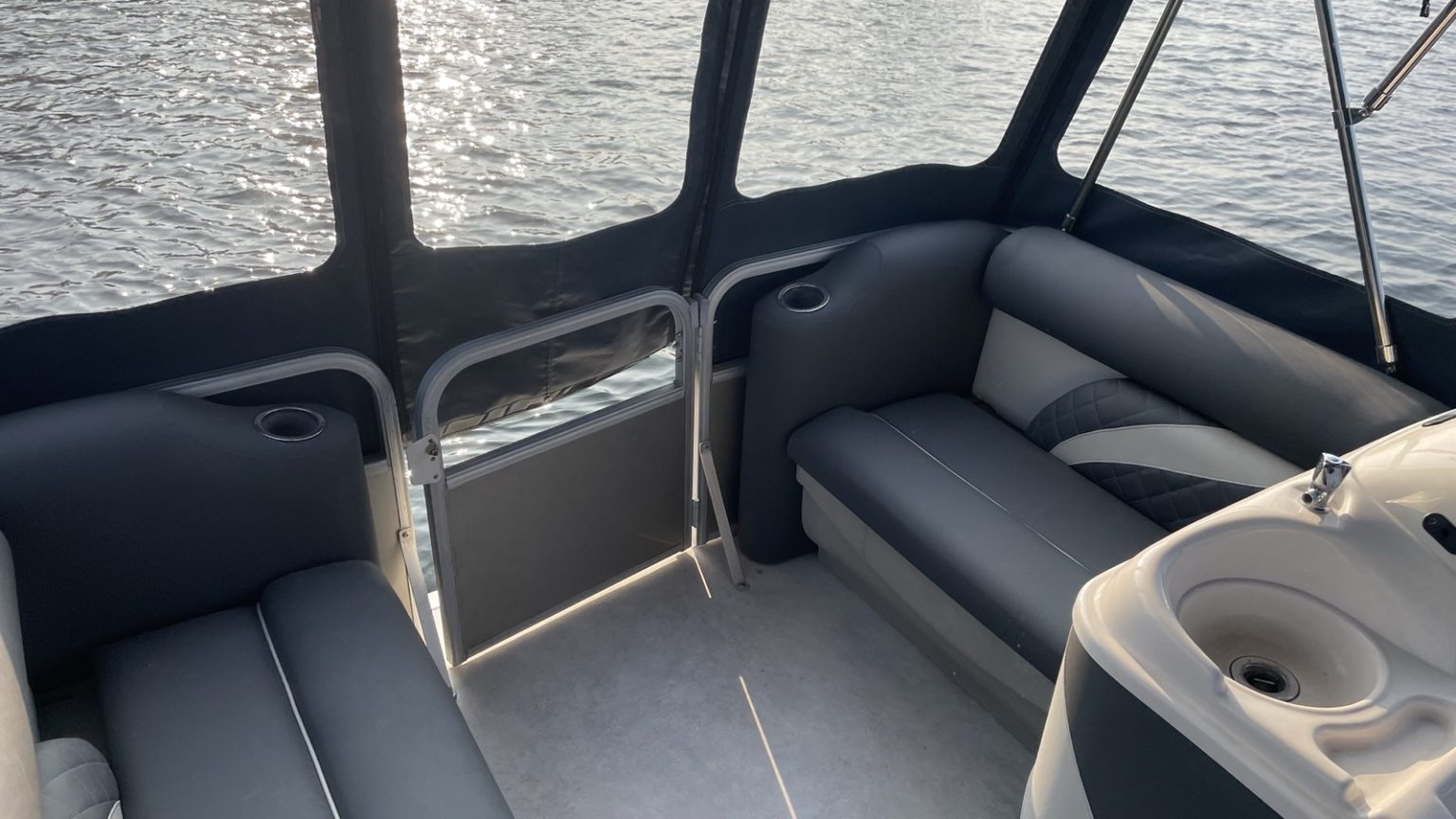 Mini - Loungefloß, 15 PS, führerscheinfrei